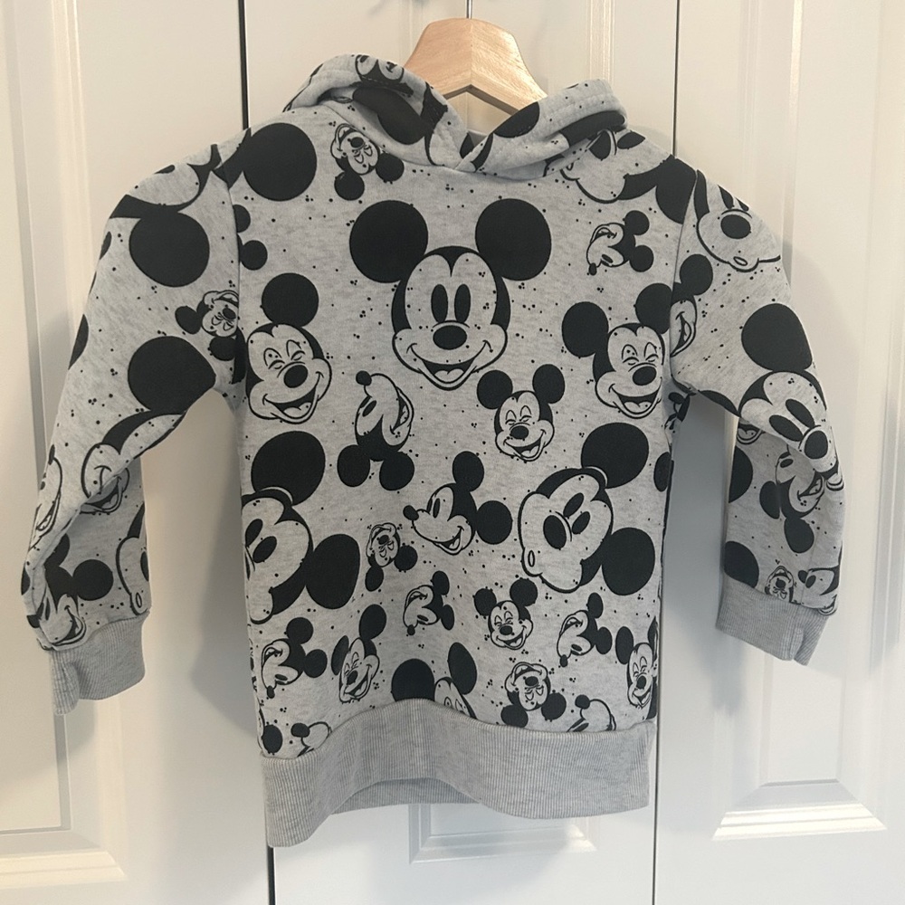 ❤️4 for $25❤️ Disney Mickey Mouse‎ hoodie size 5